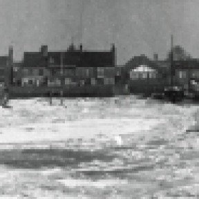 River Crouch, frozen during the winter of 1947 (probably)